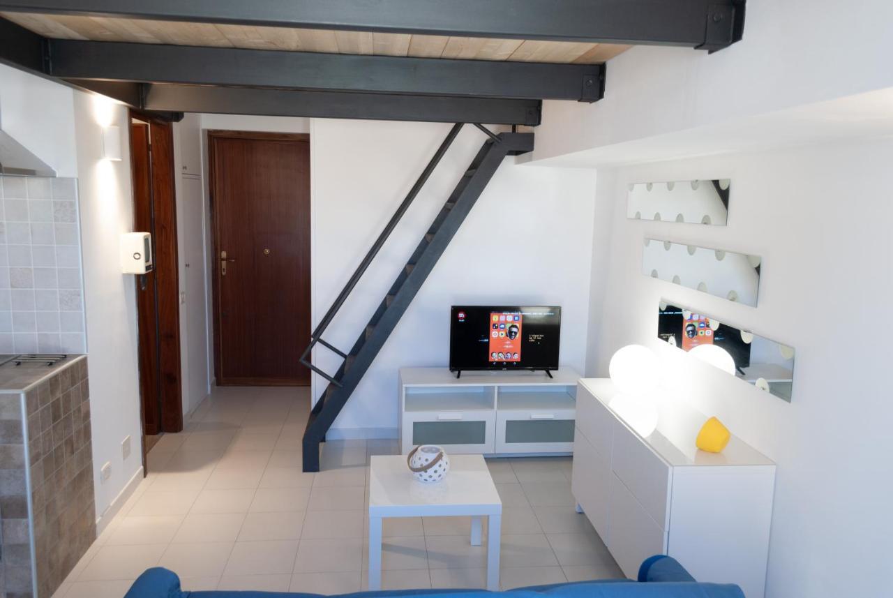 La Mansarda Di Nemi Apartment Trapani Exterior foto